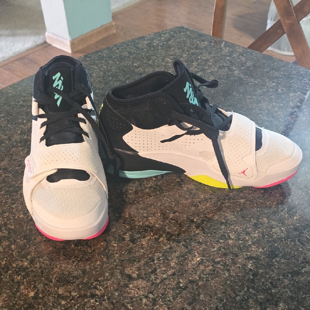 Jordan Zion 2 White Volt Dynamic Turquoise